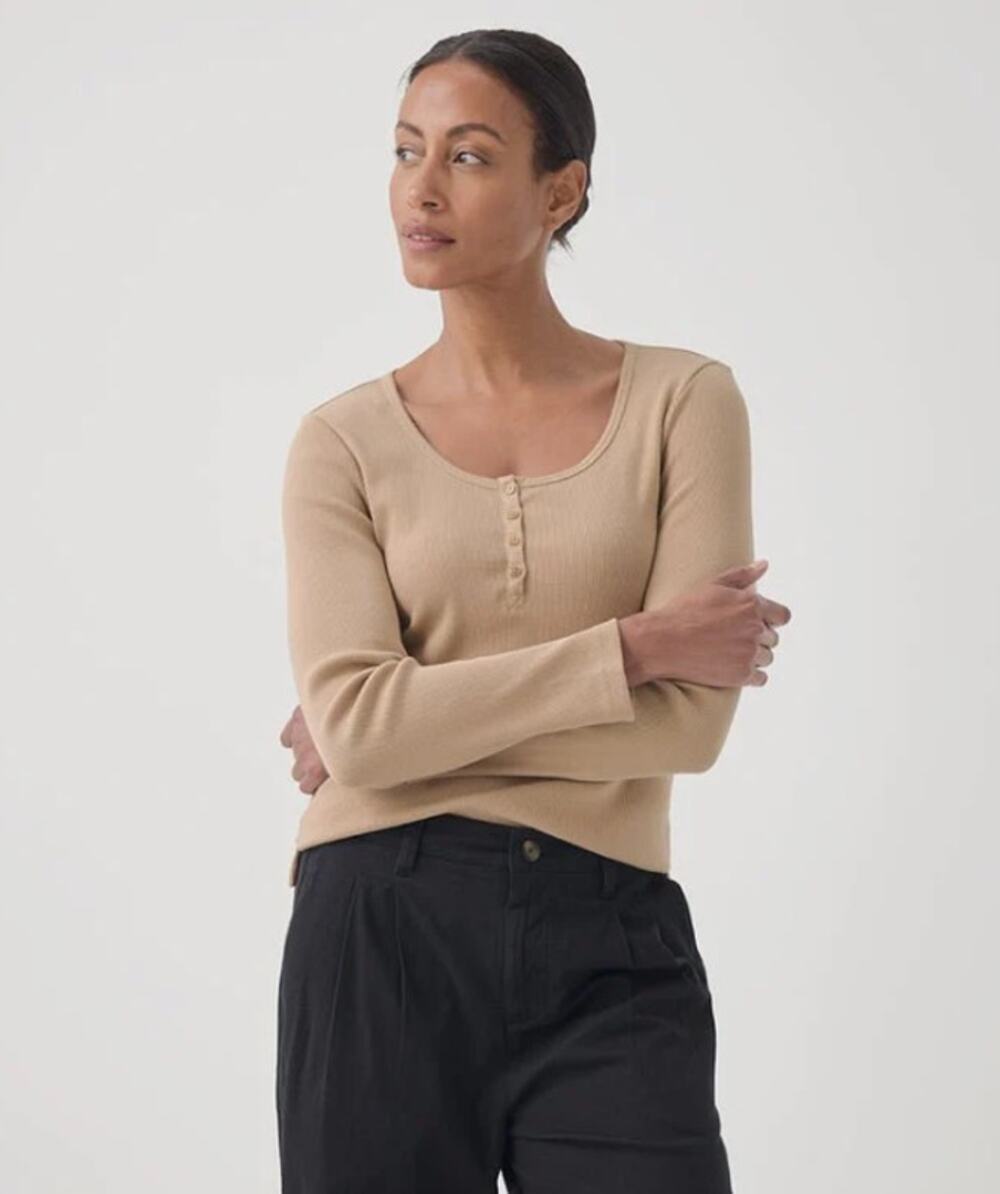 Pact Favorite Rib Henley Long Sleeve Sesame Tan Sz M Casual Base Layer Neutral